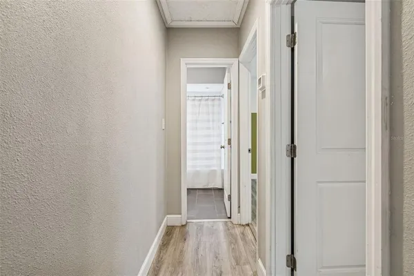 $2,800 | 1206 East Crenshaw Street, Tampa, FL 33604