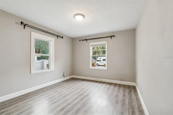 $2,800 | 1206 East Crenshaw Street, Tampa, FL 33604