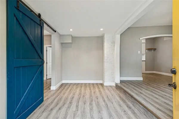 $2,800 | 1206 East Crenshaw Street, Tampa, FL 33604