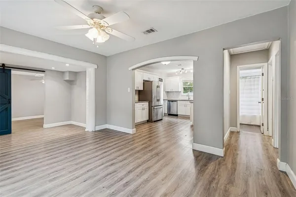 $2,800 | 1206 East Crenshaw Street, Tampa, FL 33604