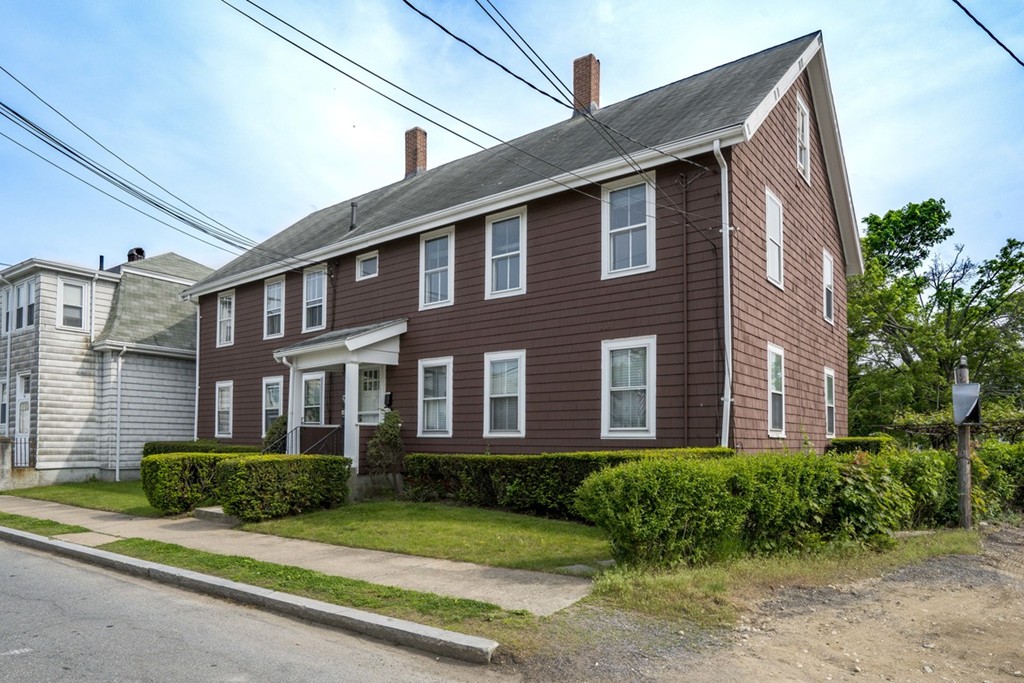 78-80 Decatur Street Arlington, MA 02474 - Photo 3 of 11 Gallery Image 3