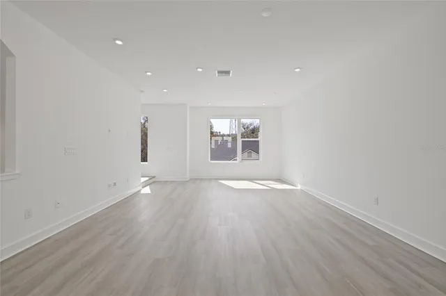 a view of utility room