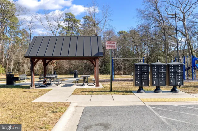 $555,000 | 8334 Amber Beacon Circle, Millersville, MD 21108