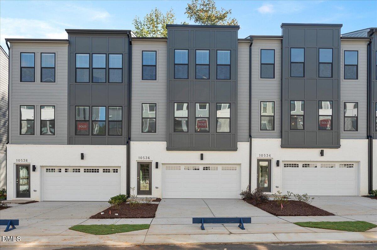 2 Car Garage with Private Entrance