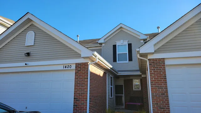 $275,000 | 1420 Draper Road, McHenry, IL 60050
