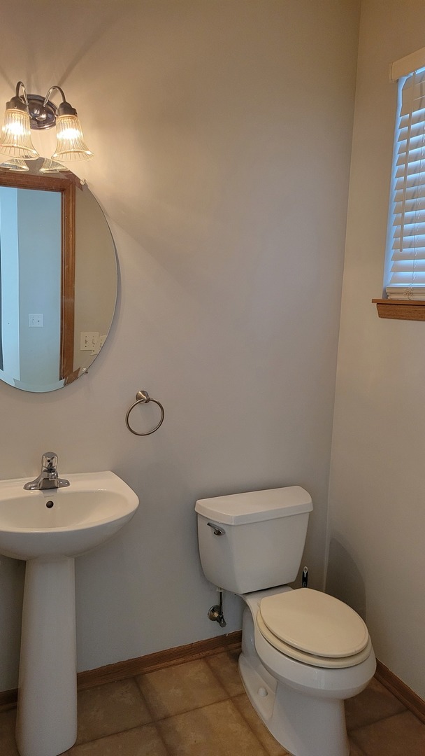 1420 Draper Road McHenry, IL 60050 - Photo 11 of 19