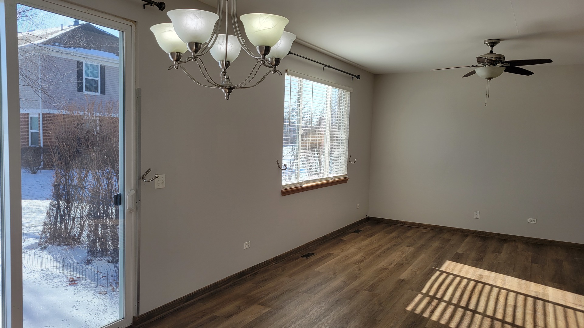 1420 Draper Road McHenry, IL 60050 - Photo 3 of 19