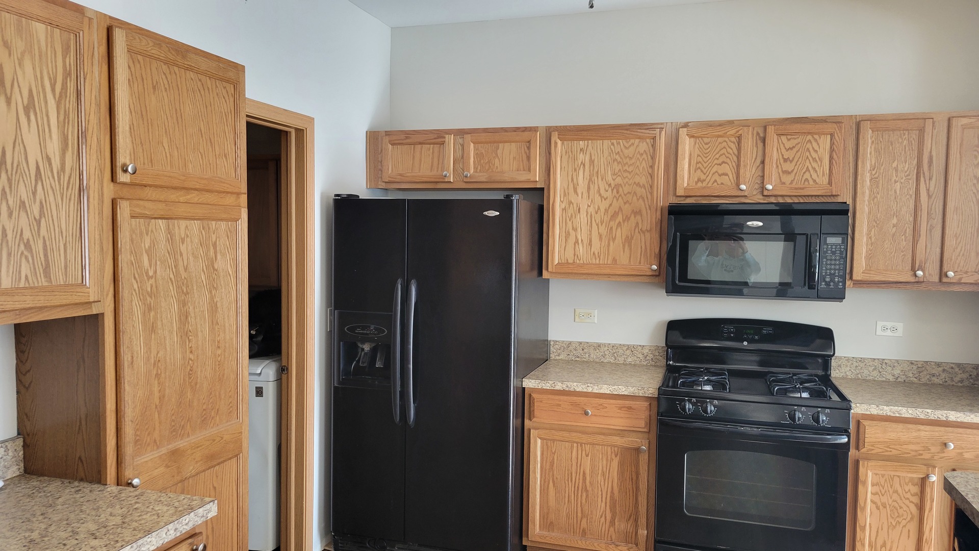 1420 Draper Road McHenry, IL 60050 - Photo 8 of 19