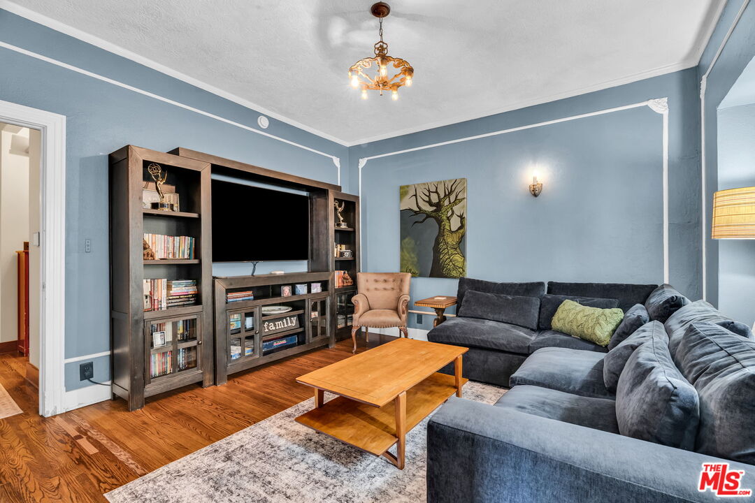 1847 Virginia Road Los Angeles, CA 90019 - Photo 22 of 65