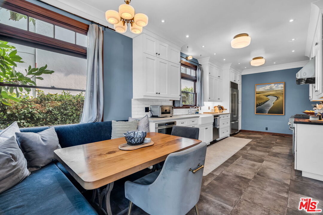 1847 Virginia Road Los Angeles, CA 90019 - Photo 28 of 65