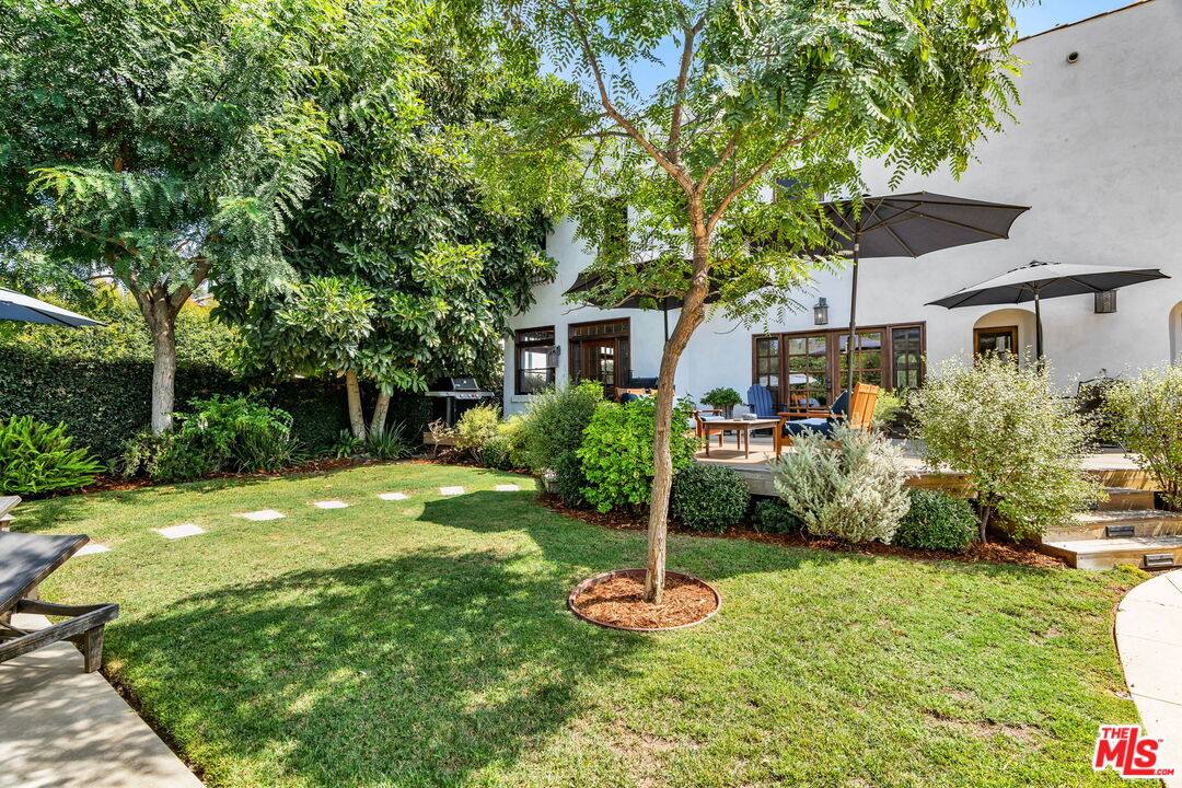 1847 Virginia Road Los Angeles, CA 90019 - Photo 58 of 65