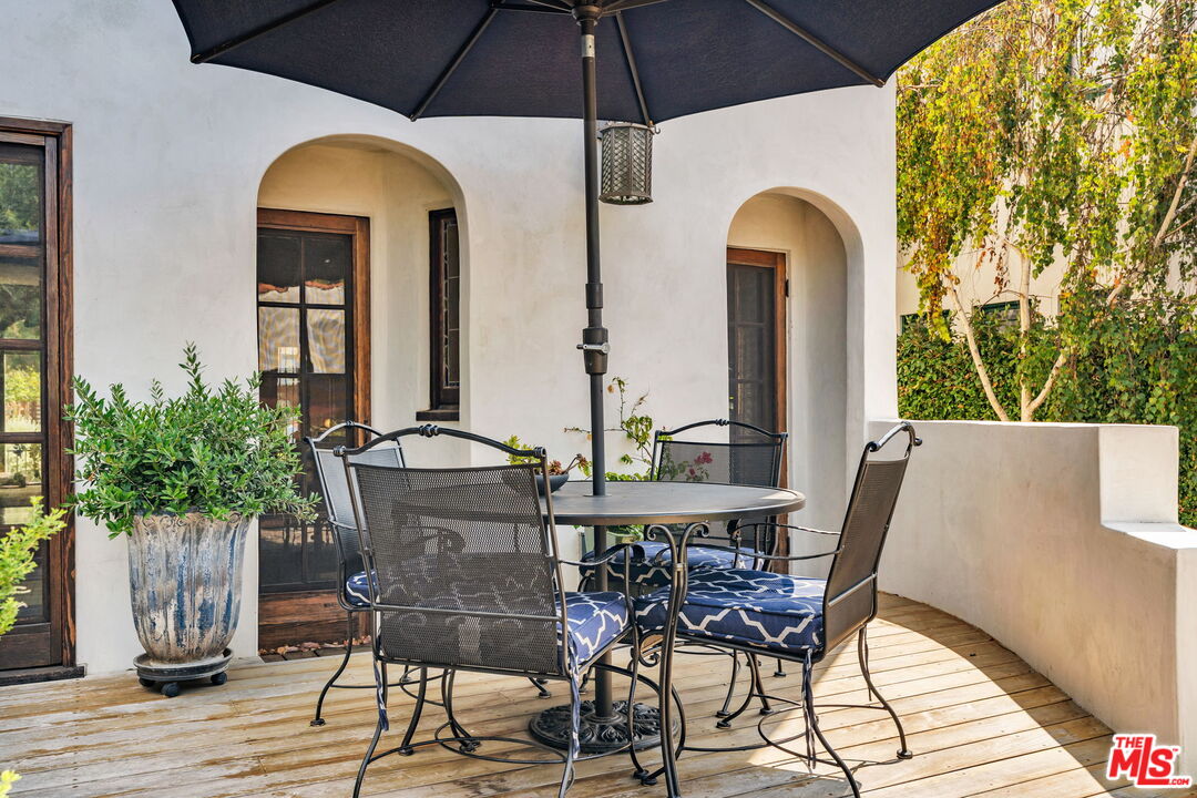 1847 Virginia Road Los Angeles, CA 90019 - Photo 64 of 65