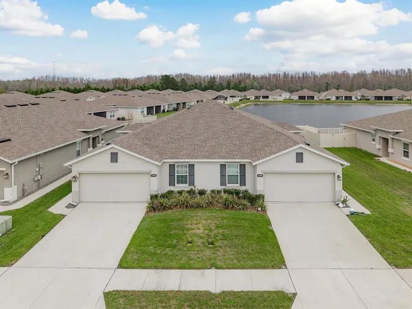 $2,100 | 17906 Turning Leaf Circle, Land O Lakes, FL 34638