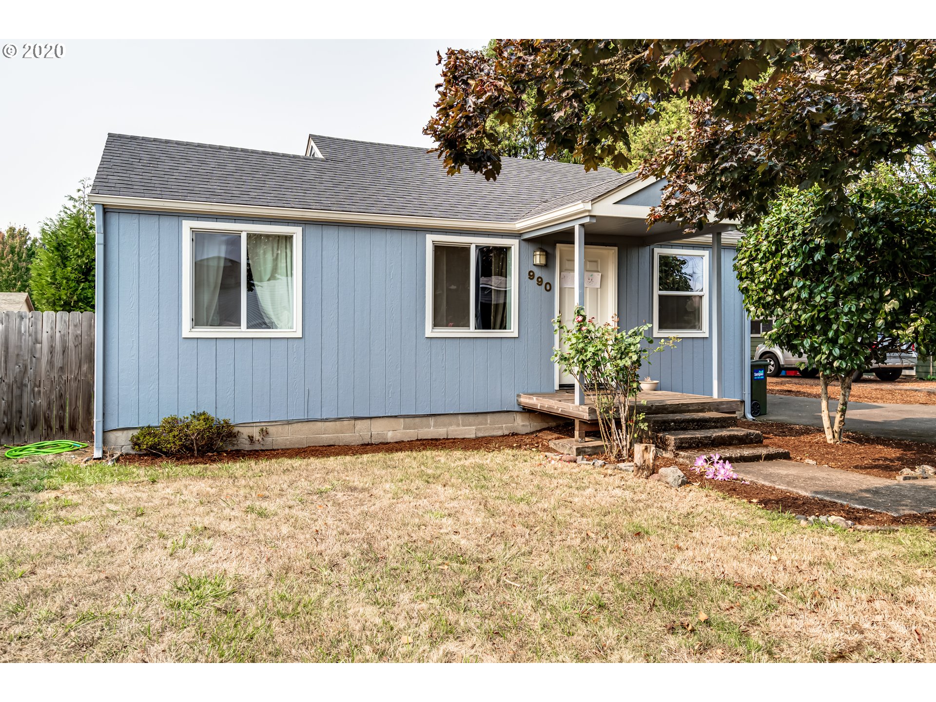 990 Echo Hollow Road Eugene, OR 97402 - Photo 1 of 25 Gallery Image 1