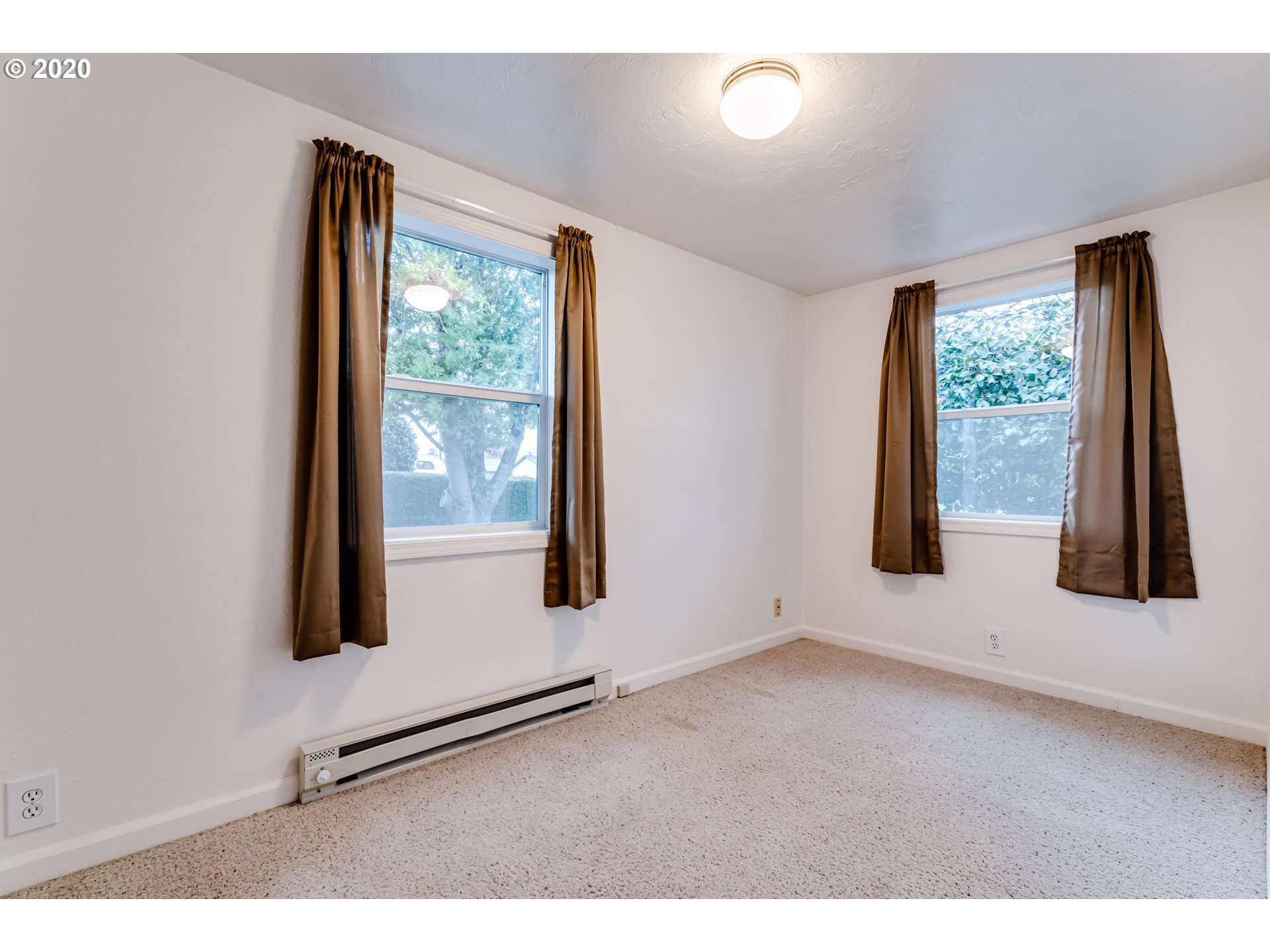 990 Echo Hollow Road Eugene, OR 97402 - Photo 24 of 25 Gallery Image 24