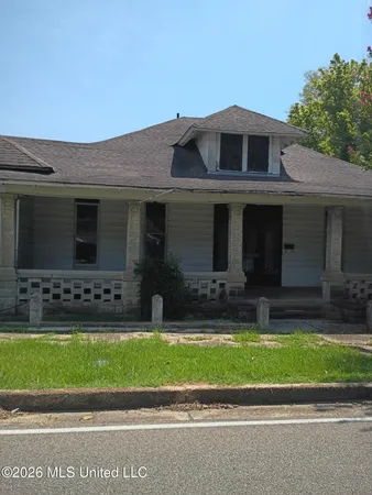 $50,000 | 400 South Meridian Street, Aberdeen, MS 39730