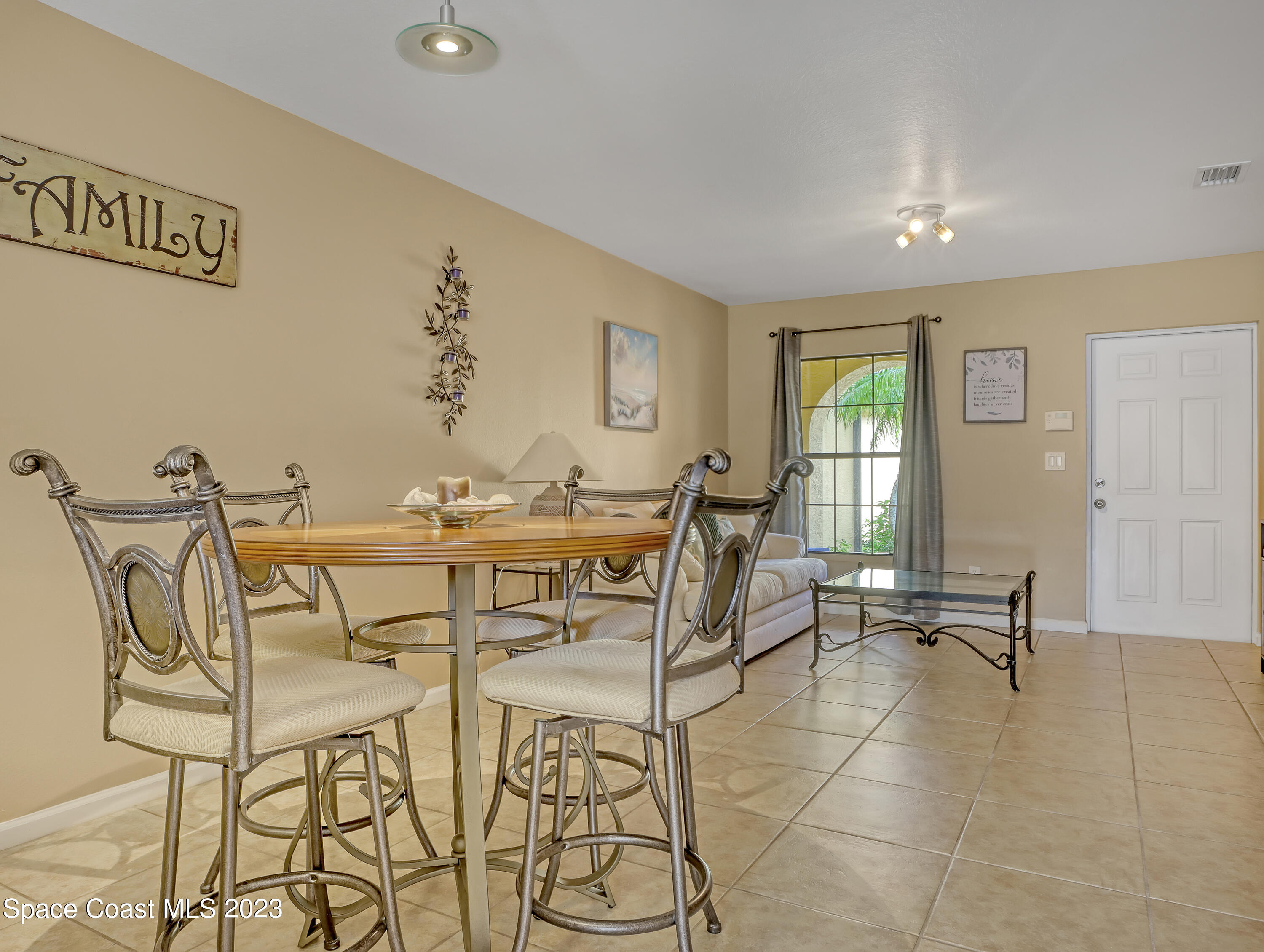 990 Luminary Circle, Unit 103 Melbourne, FL 32901 - Photo 15 of 45 990 Luminary #103 (16)
