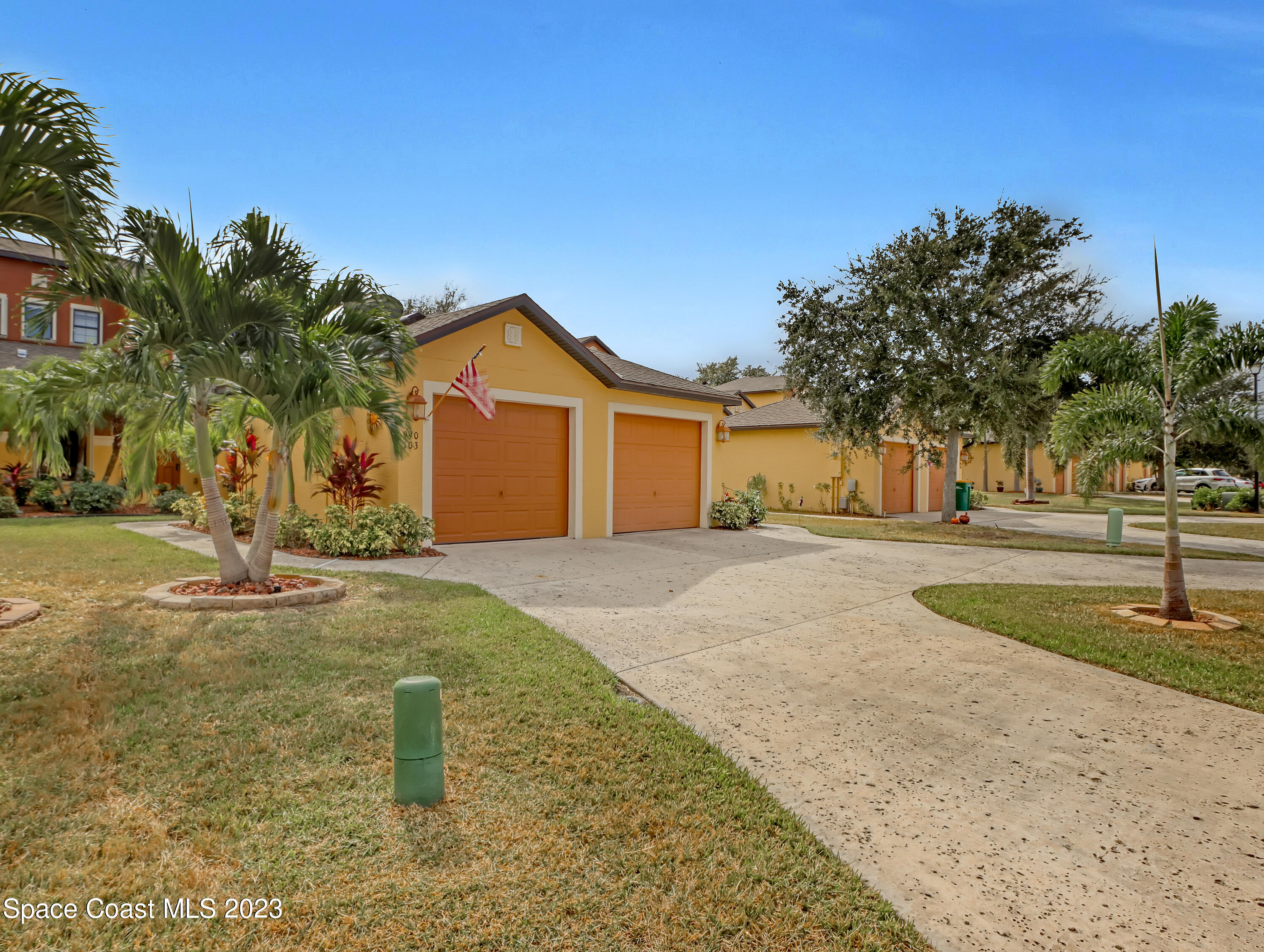 990 Luminary Circle, Unit 103 Melbourne, FL 32901 - Photo 2 of 45 990 Luminary #103 (1)