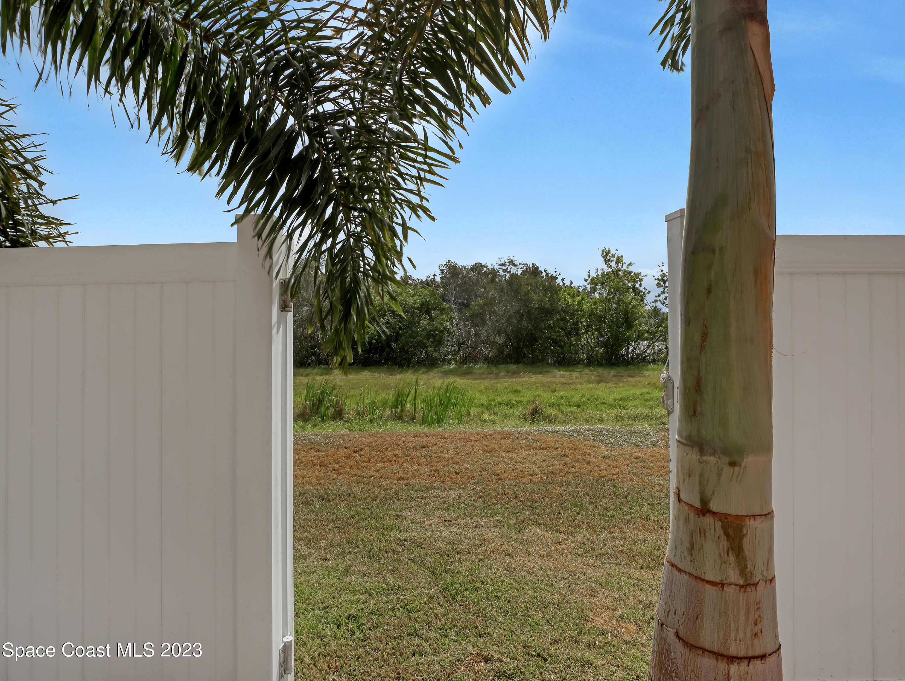 990 Luminary Circle, Unit 103 Melbourne, FL 32901 - Photo 36 of 45 990 Luminary #103 (38)