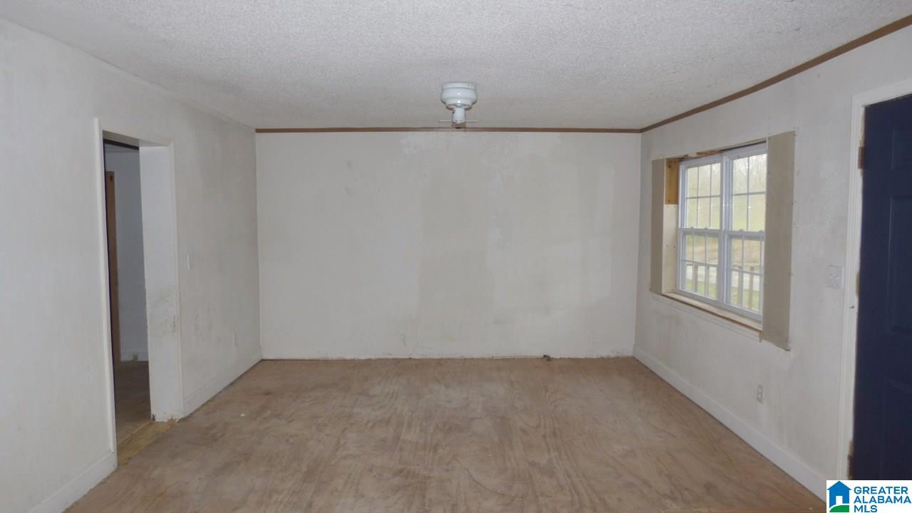 4068 Hopewell Road Bessemer, AL 35022 - Photo 4 of 8