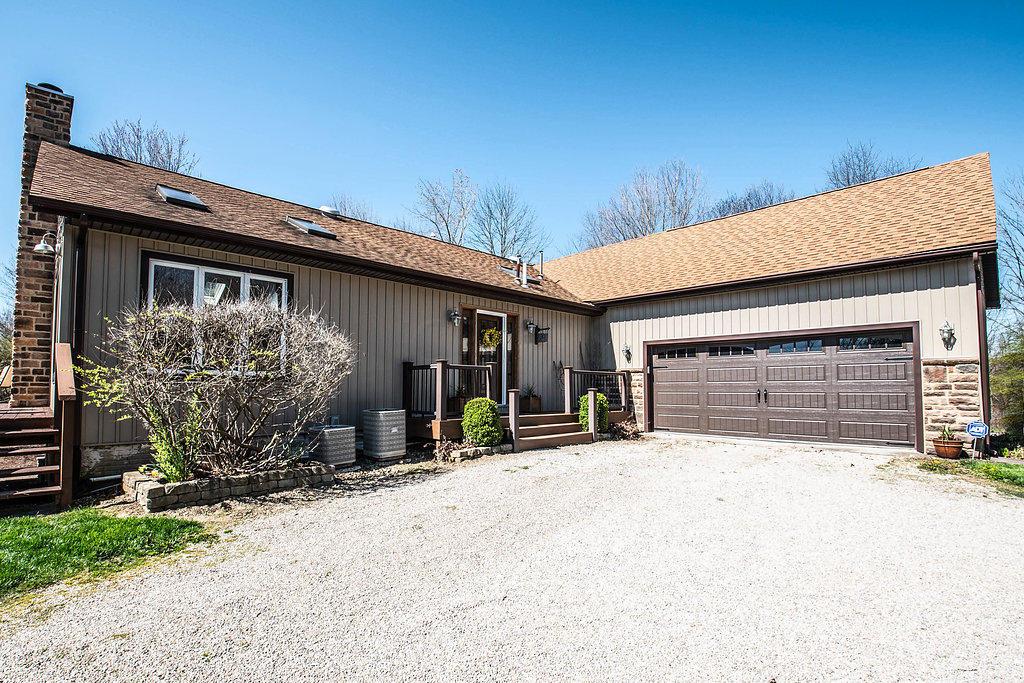 8301 Gale Road Southwest Hebron, OH 43025 - Photo 2 of 35