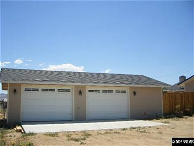 11890 Mistletoe Street Reno, NV 89506 - Photo 3 of 5 Photo 3