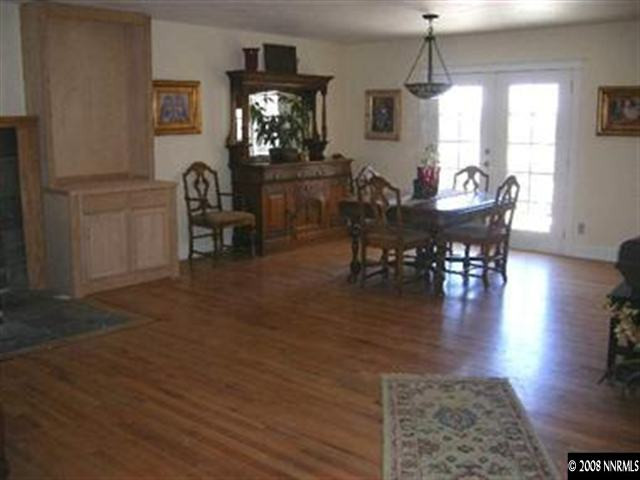 11890 Mistletoe Street Reno, NV 89506 - Photo 4 of 5 Photo 4