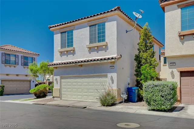 $1,950 | 684 Sumatra Place, Henderson, NV 89011