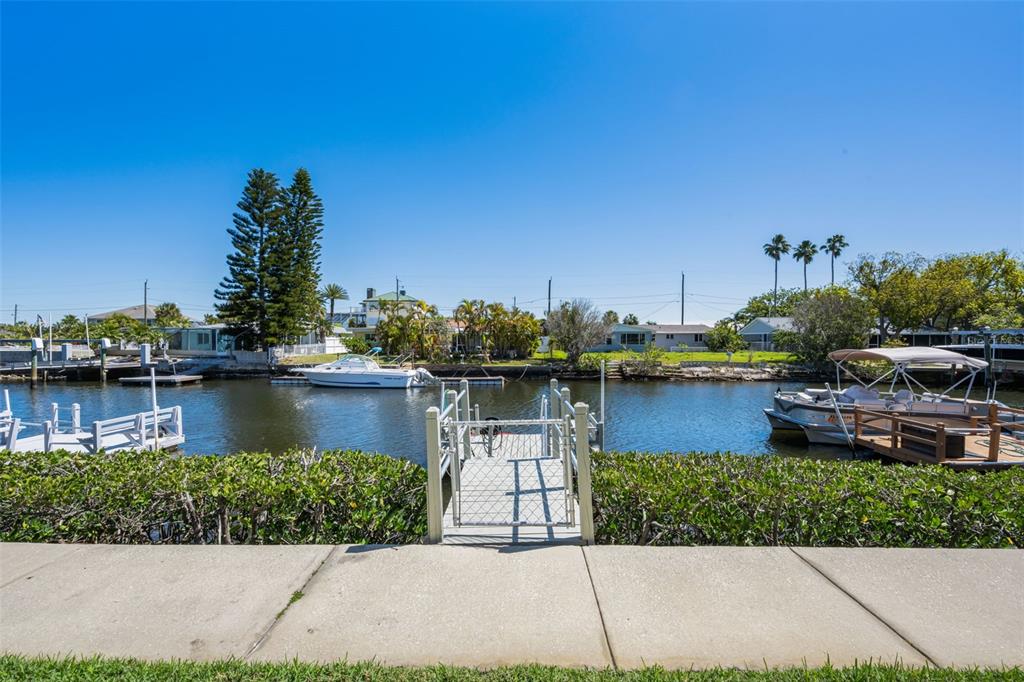 8238 Aquila Street Port Richey, FL 34668 - Photo 17 of 72