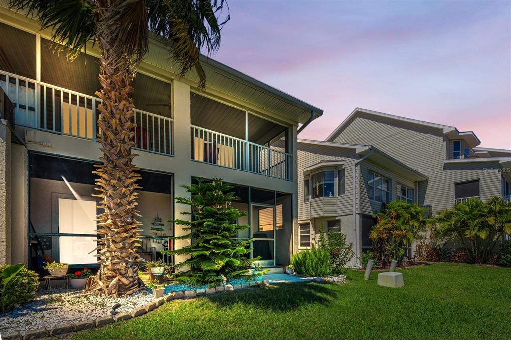 8238 Aquila Street Port Richey, FL 34668 - Photo 5 of 72