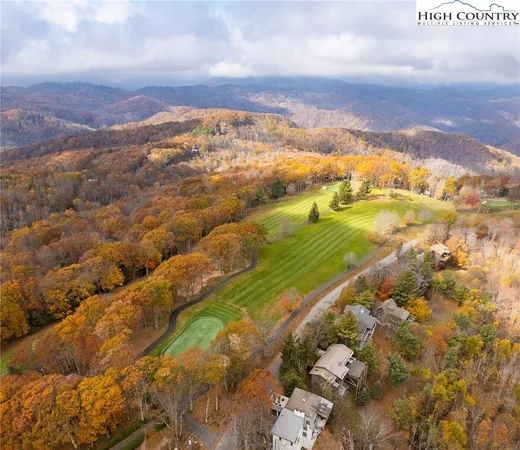 $737,000 | 501 St Andrews Road, Beech Mountain, NC 28604
