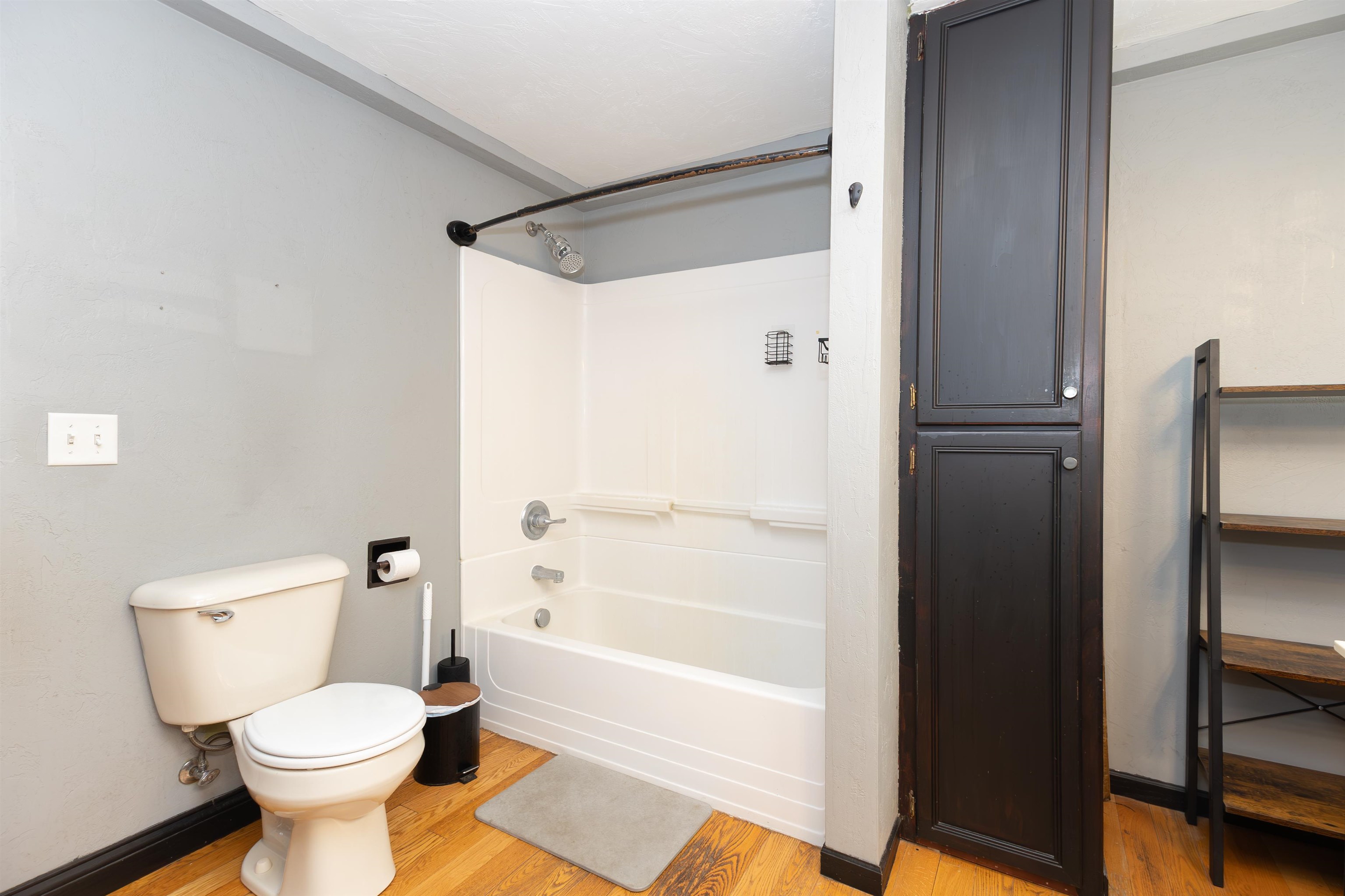 1585 Cold Spring Road Neenah, WI 54956 - Photo 12 of 35 Gallery Image 12