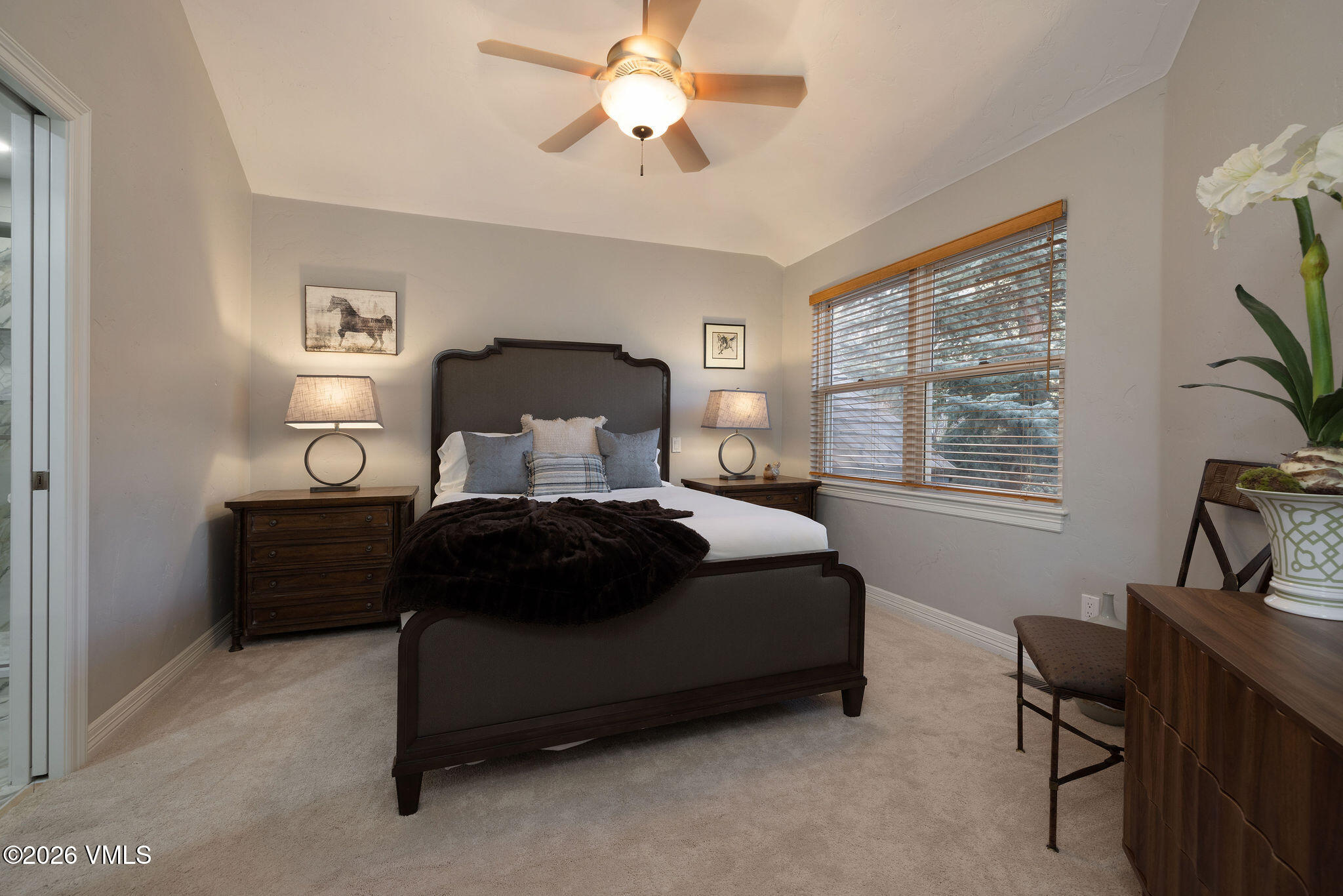 99 Castle Peak Close, Unit B Edwards, CO 81632 - Photo 14 of 35 2601_99_castle_peak_close_interior_bed02
