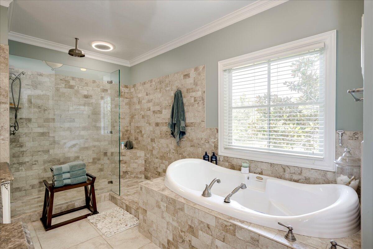 129 Pond View Road Evans, GA 30809 - Photo 33 of 76 Whirlpool Tub