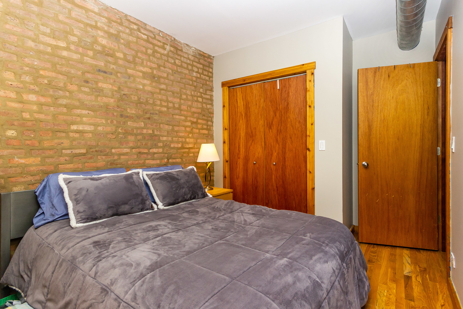 3036 West Cullom Avenue, Unit 1 Chicago, IL 60618 - Photo 8 of 13