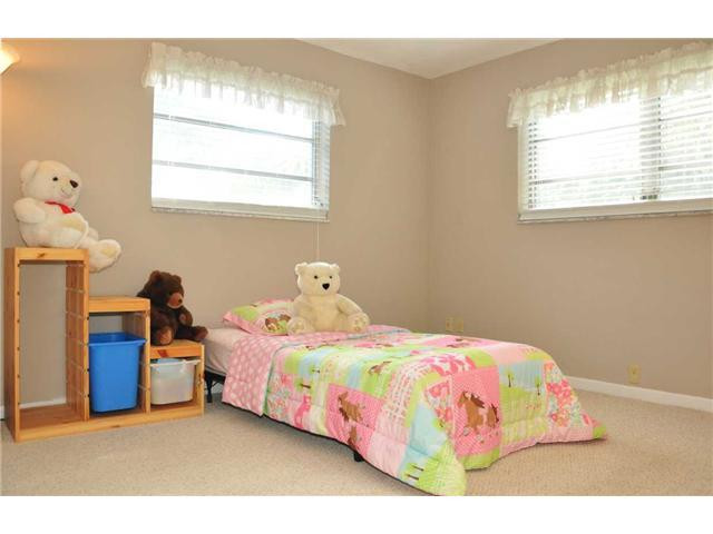 700 Ridgewood Lane Plantation, FL 33317 - Photo 17 of 23 Bedroom