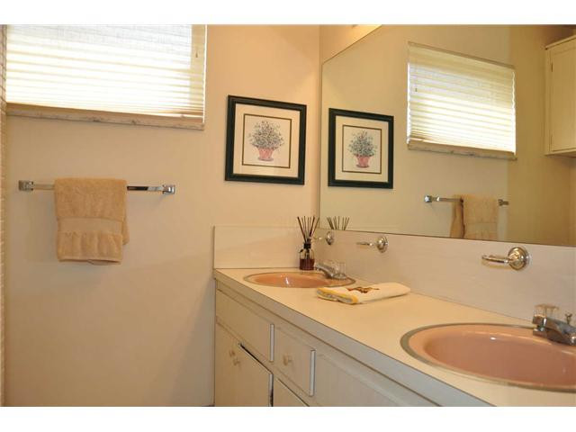 700 Ridgewood Lane Plantation, FL 33317 - Photo 19 of 23 Bathroom
