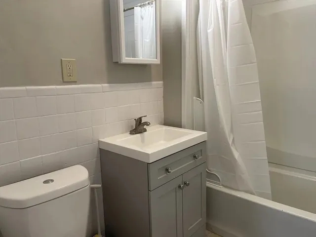 $340,000 | 910-912 Belmont Avenue, Springfield, MA 01108