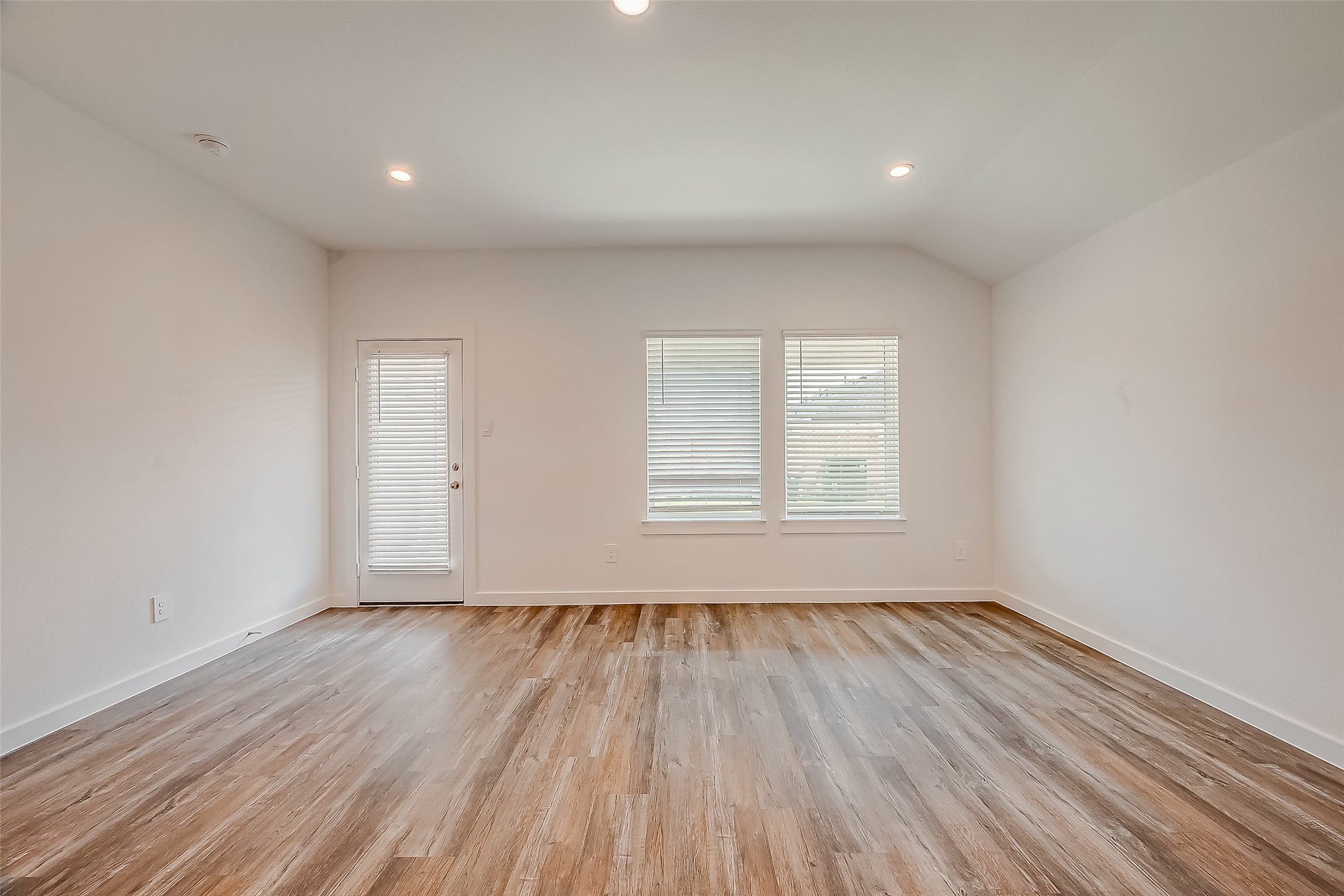 1018 Fringed Bluestar Drive Rosharon, TX 77583 - Photo 16 of 47