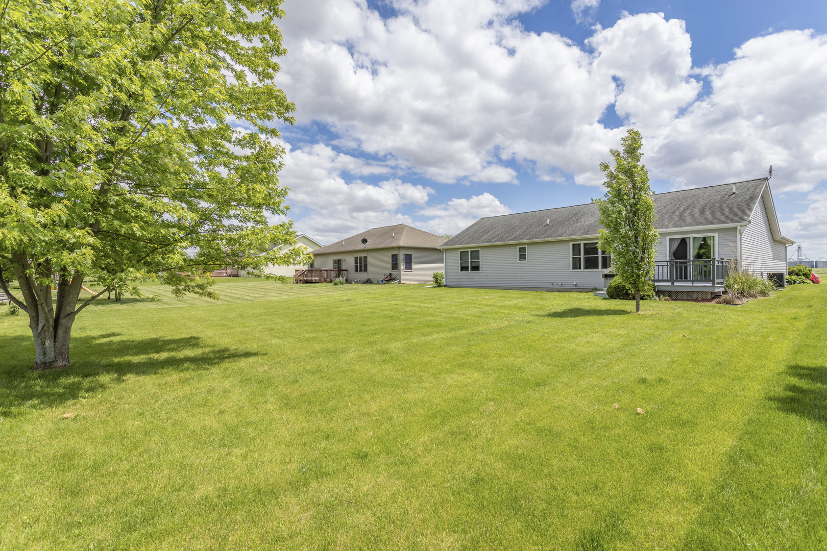 209 Lake Lida Lane Rochelle, IL 61068 - Photo 30 of 30