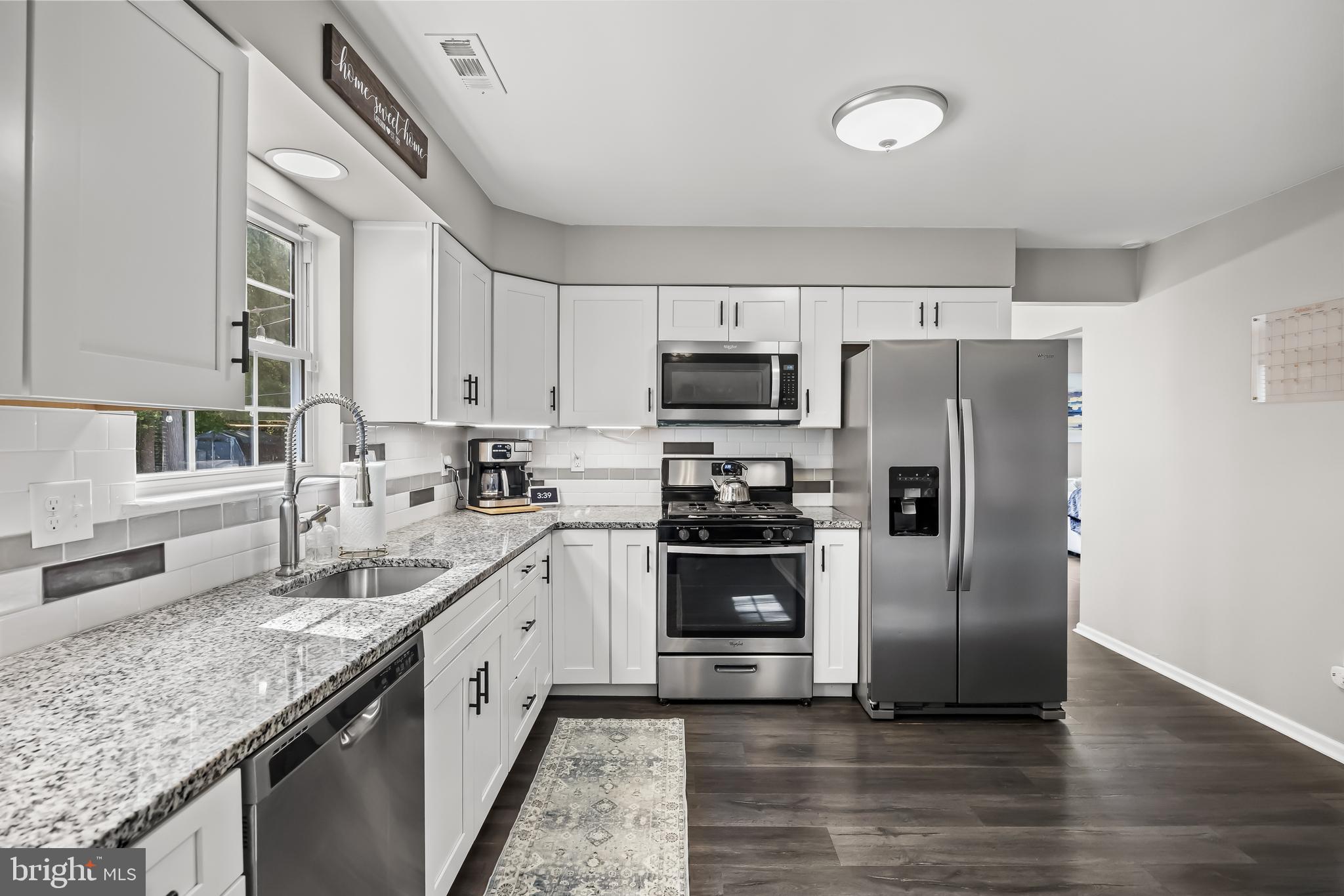 12 Madison Avenue Clementon, NJ 08021 - Photo 10 of 30 Kitchen