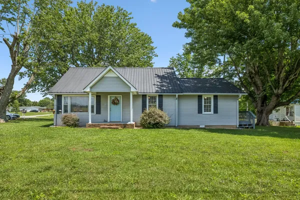 $219,900 | 903 Days Road, Lafayette, TN 37083
