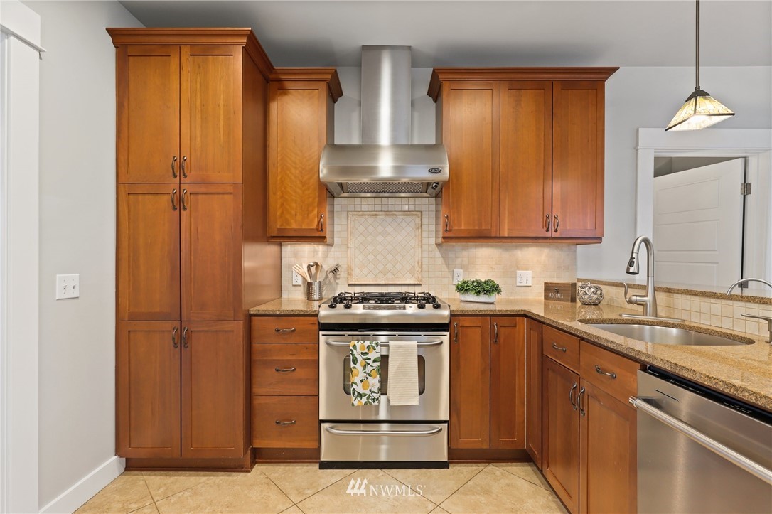 737 North 66th Street Seattle, WA 98103 - Photo 13 of 40 Gallery Image 13