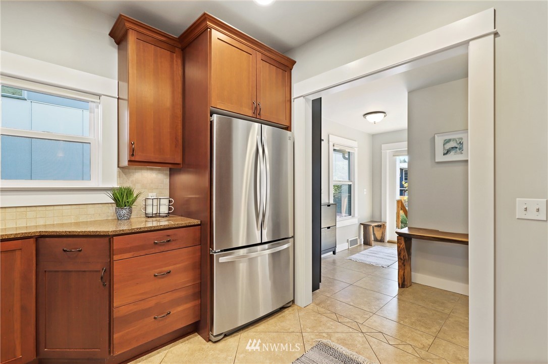 737 North 66th Street Seattle, WA 98103 - Photo 14 of 40 Gallery Image 14