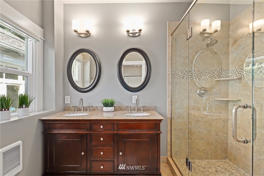 737 North 66th Street Seattle, WA 98103 - Photo 18 of 40 Gallery Image 18
