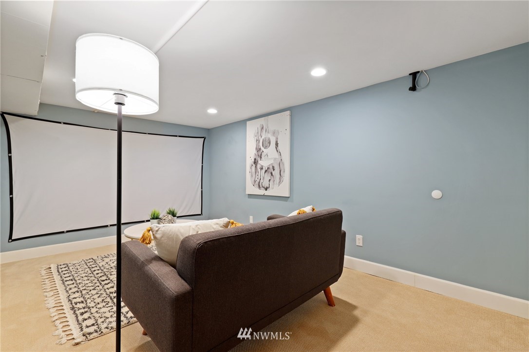 737 North 66th Street Seattle, WA 98103 - Photo 26 of 40 Gallery Image 26