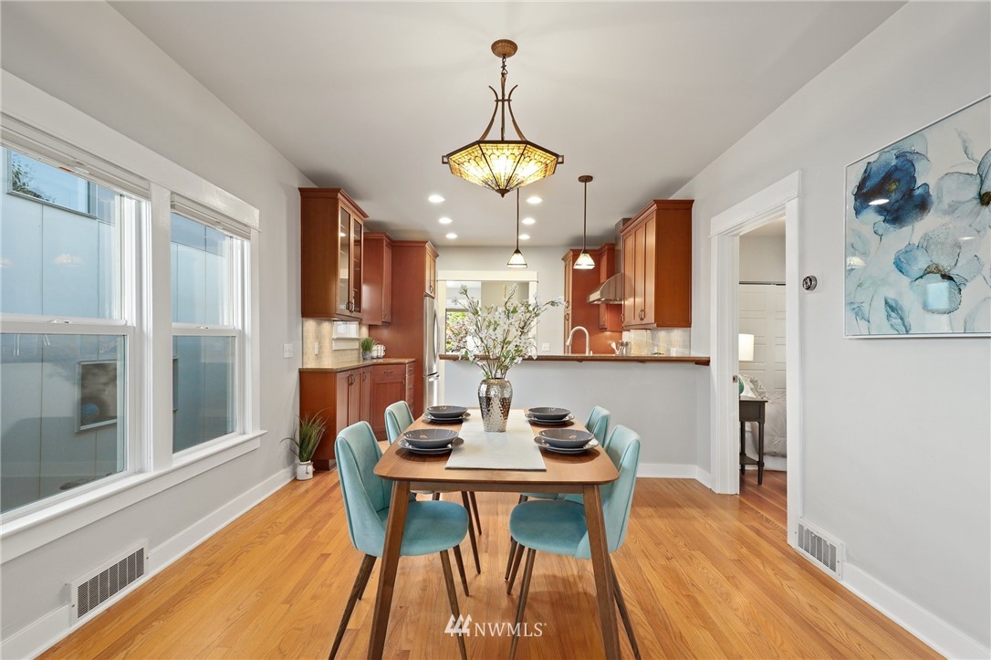 737 North 66th Street Seattle, WA 98103 - Photo 10 of 40 Gallery Image 10