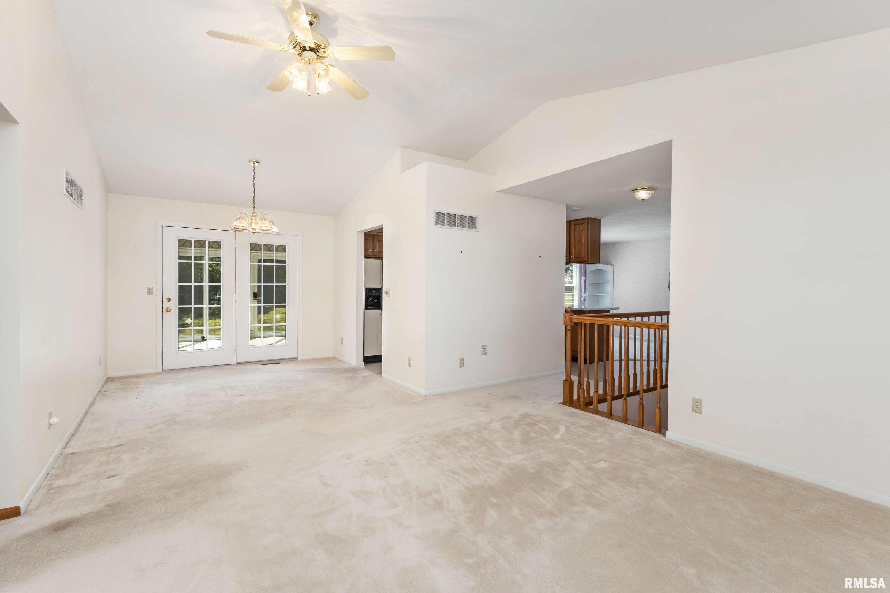 9407 Turkey Hollow Road Taylor Ridge, IL 61284 - Photo 4 of 36 Gallery Image 4