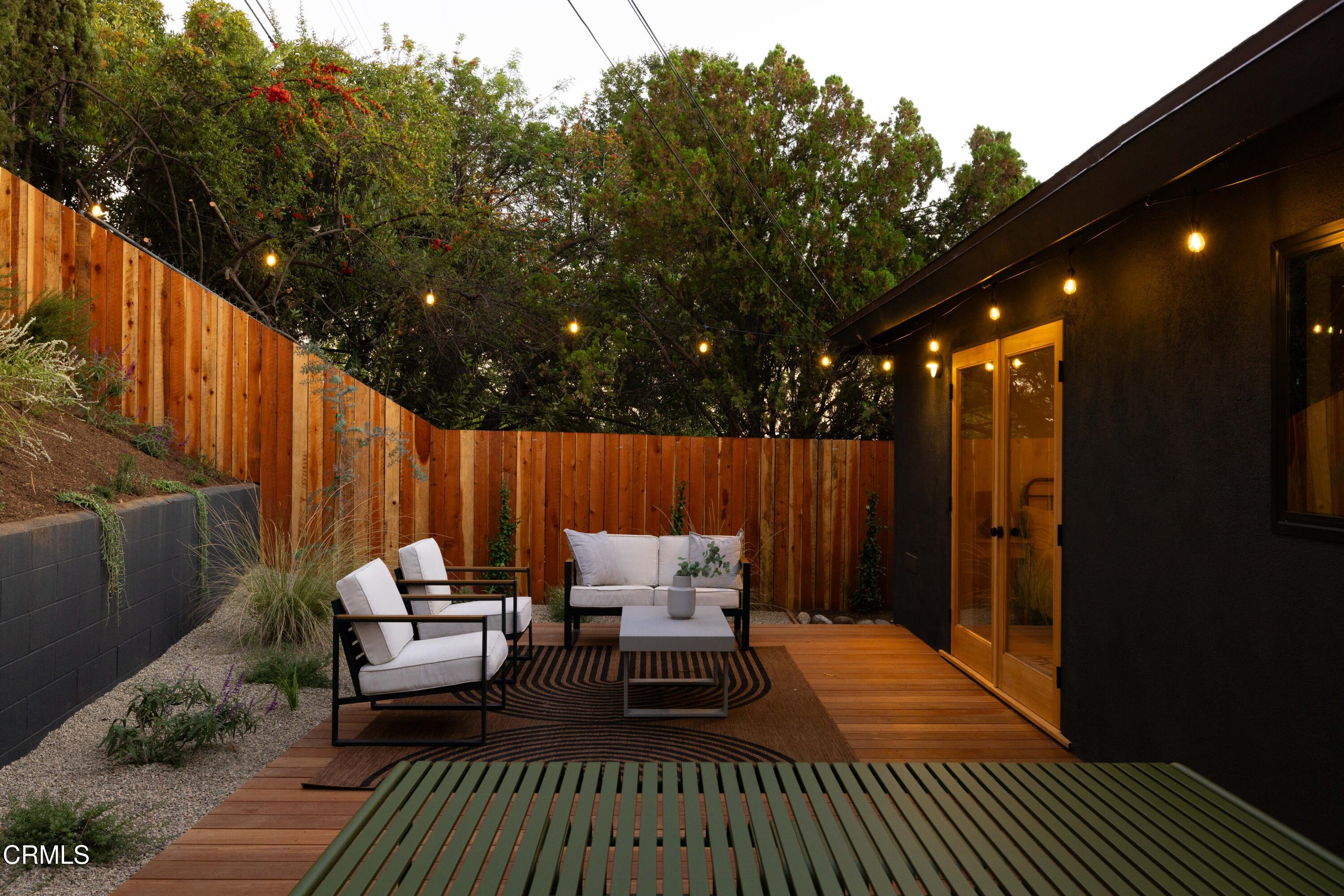 1054 Rutland Avenue Los Angeles, CA 90042 - Photo 24 of 27 a patio view with patio