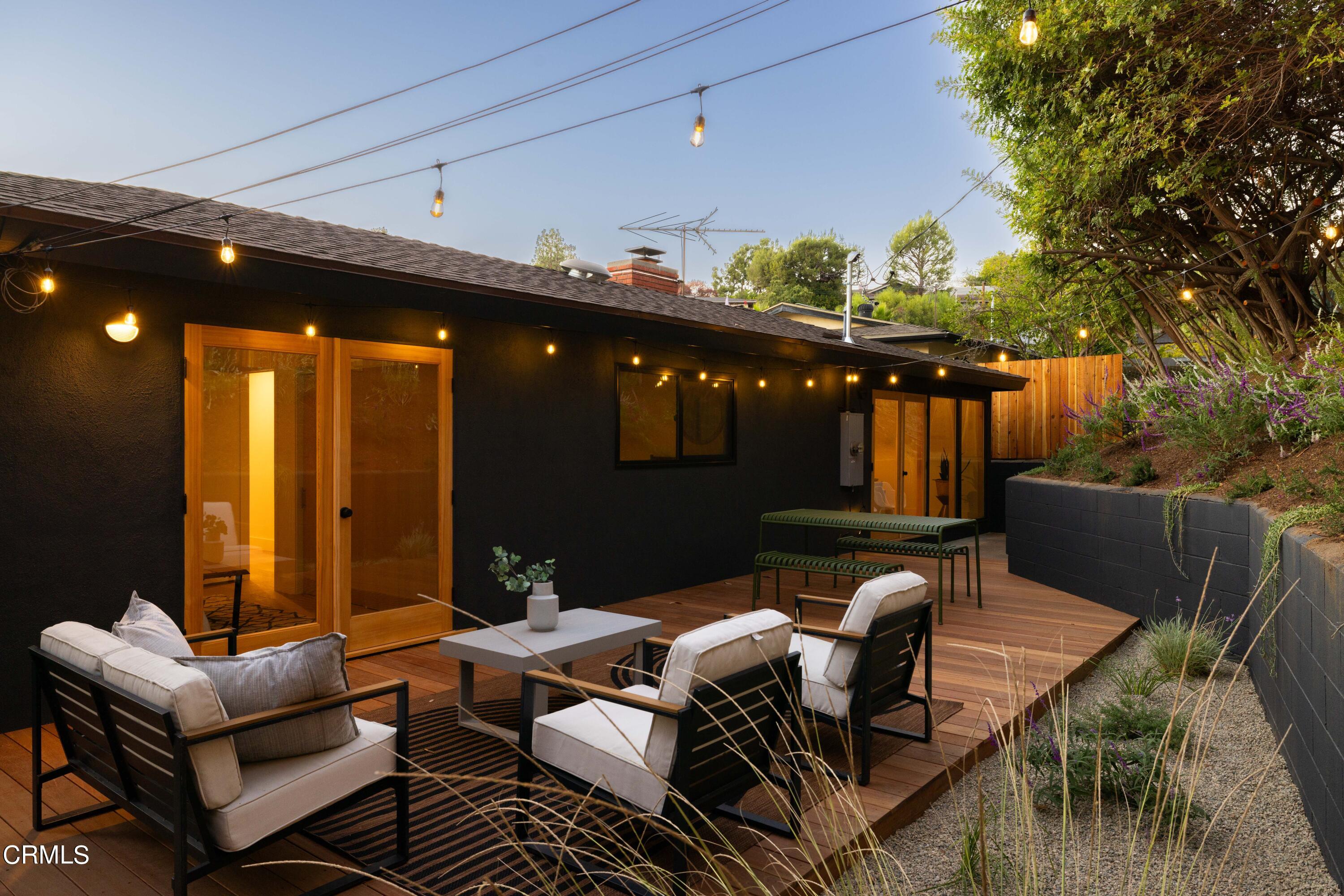 1054 Rutland Avenue Los Angeles, CA 90042 - Photo 25 of 27 a outdoor living space with patio furniture